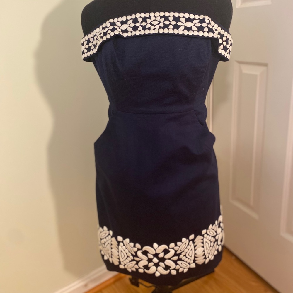 Vineyard Vines strapless dress